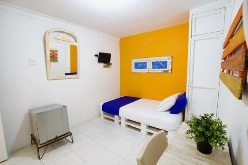 Hostal Habitaestudios - House Extension