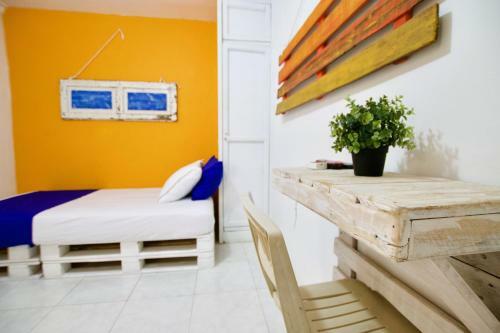 Hostal Habitaestudios - House Extension