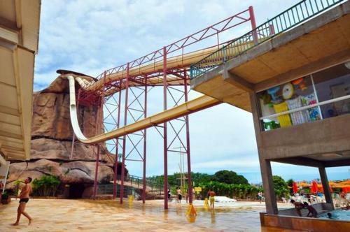 Diroma Hot�is , Um Dia De Divers�o No Acqua Parque E Splash