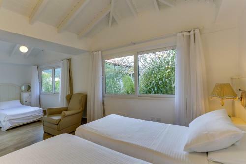 Villas Jurer� Residences