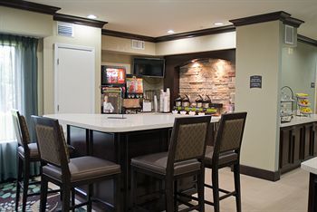 Hotel La Quinta Inn & Suites Willowbrook