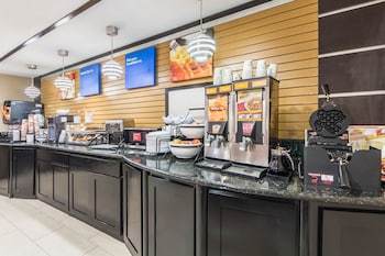 Hotel La Quinta Inn Dallas Lbj Central