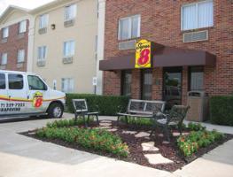 Super 8 Hotel
