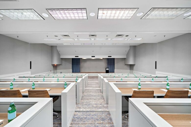Hotel Hilton College Station & Conference Center