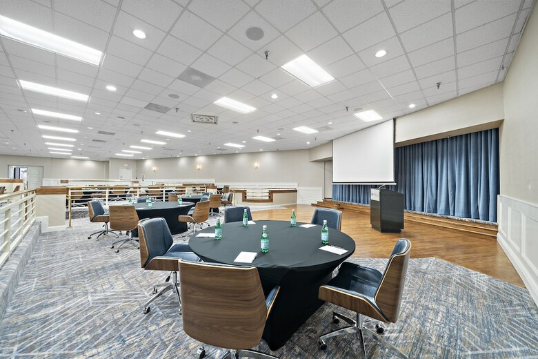 Hotel Hilton College Station & Conference Center