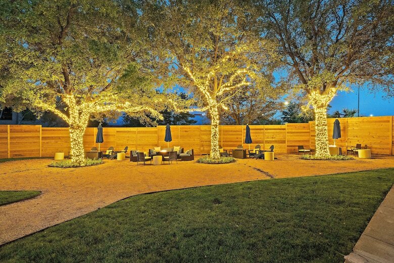 Hotel Hilton College Station & Conference Center