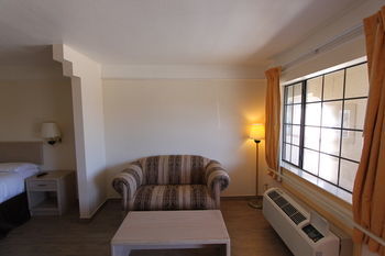 Hotel Americas Best Value Inn & Suites