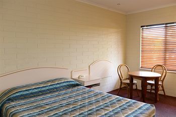 Hotel Katherine Motel