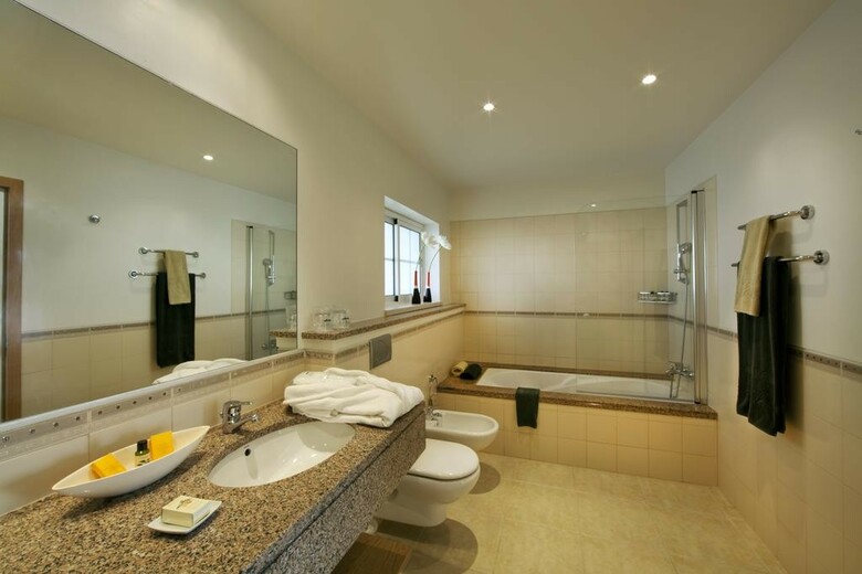 Hotel Vale D'oliveiras Quinta Resort & Spa