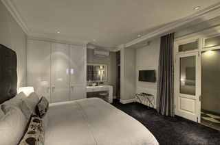 Albergue Three Boutique Hotel