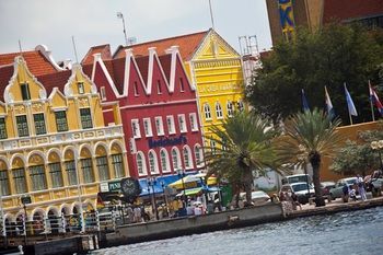 Hotel Renaissance Curacao Resort & Casino