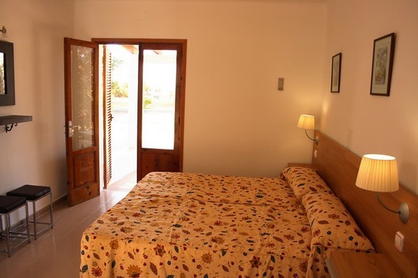 Hotel Bungalows Es Pins