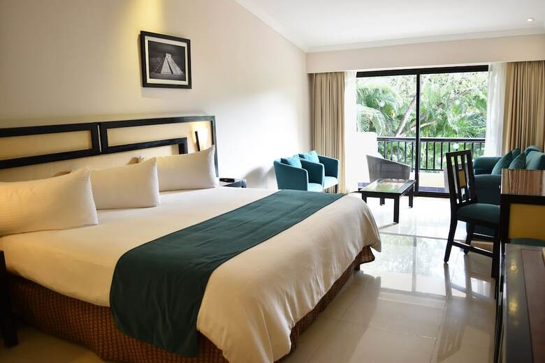 Hotel Sandos Playacar Beach Resort & Spa - All Inclusive