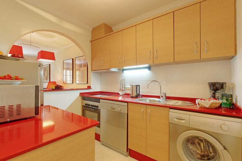 Apartamentos Infiniti Beach Resort