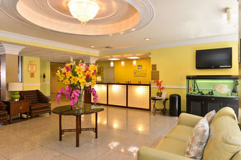 Hotel Quality Inn & Suites Montebello