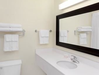 Hotel Sleep Inn & Suites
