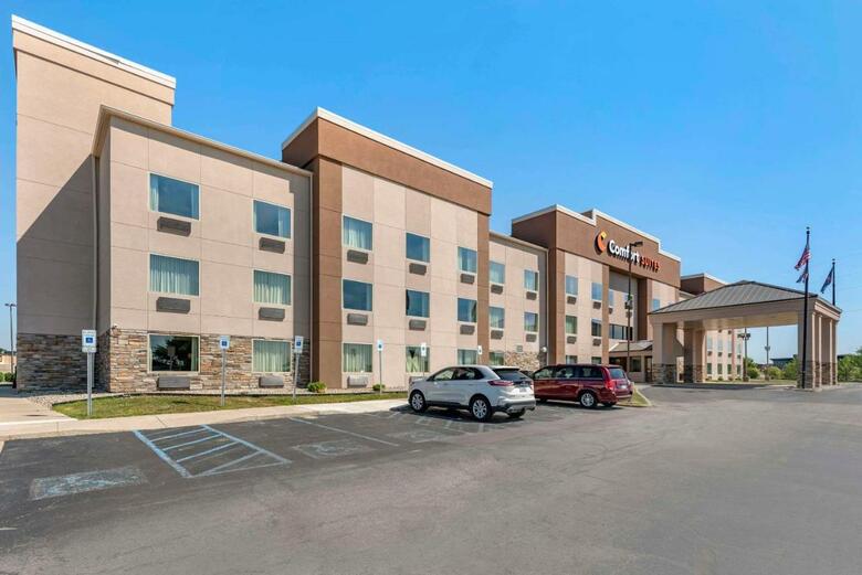 Hotel Comfort Suites