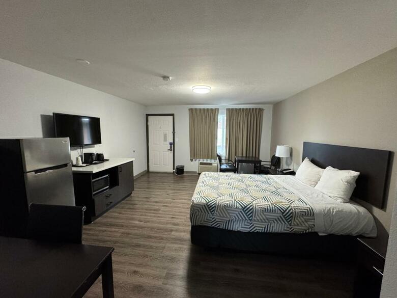 Hotel Studio 6 Suites Vancouver Wa Waterfront