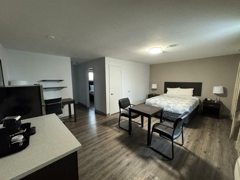 Hotel Studio 6 Suites Vancouver Wa Waterfront