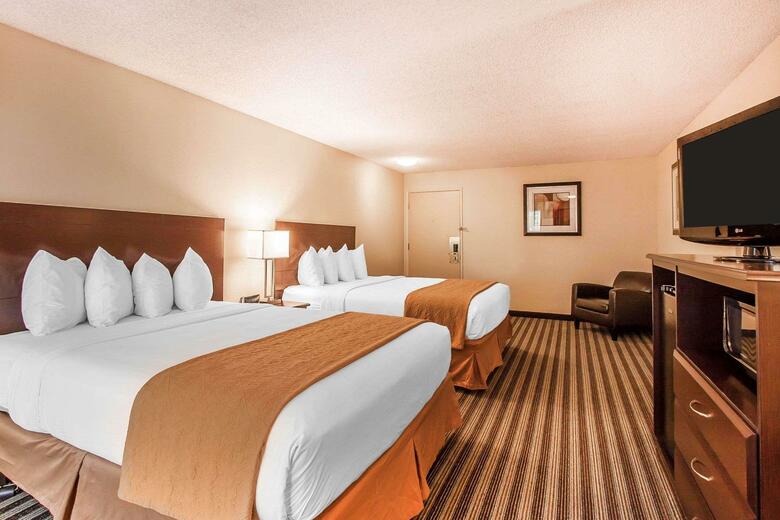 Hotel Quality Inn And Suites