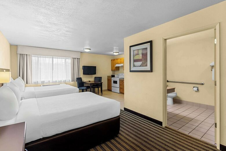 Hotel Quality Inn And Suites