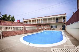Hotel Quality Inn & Suites