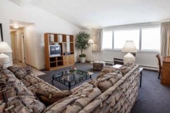 Hotel Quality Inn & Suites