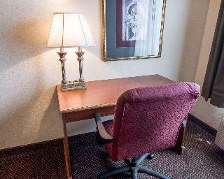 Hotel Quality Inn & Suites