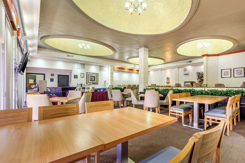 Hotel Quality Inn Piedras Negras