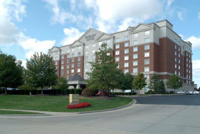 Hotel Embassy Suites Cleveland - Rockside