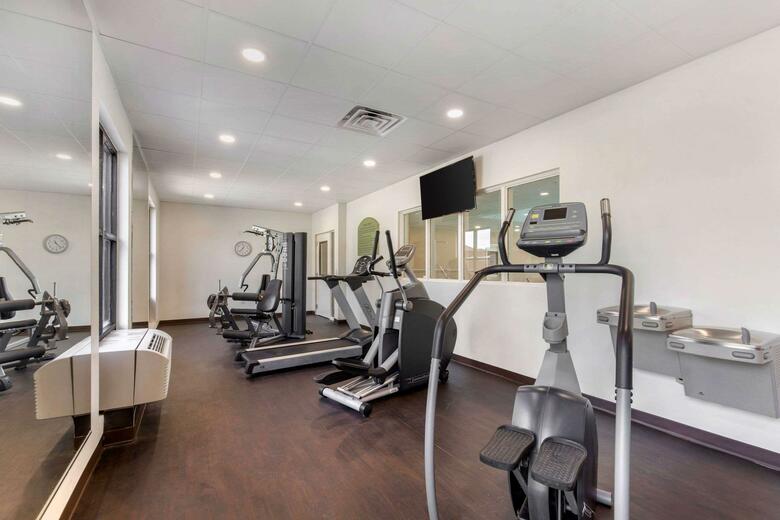Hotel Comfort Suites Nashville