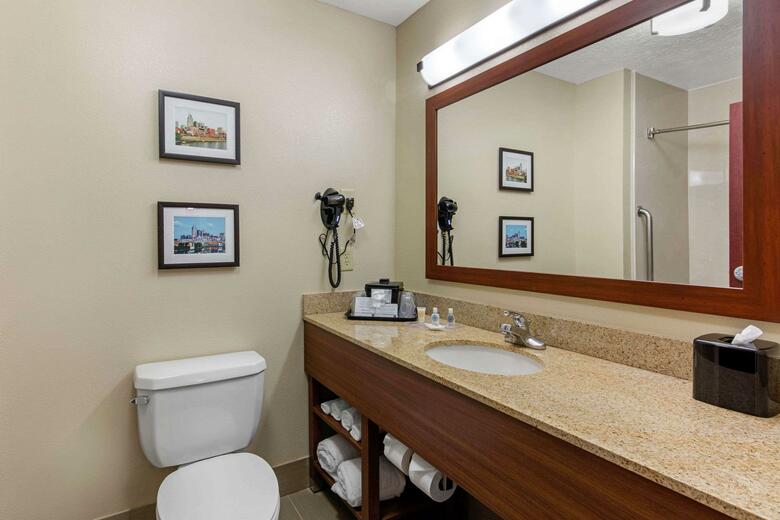 Hotel Comfort Suites Nashville