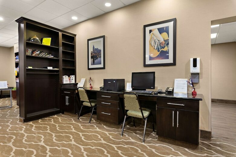 Hotel Comfort Suites Nashville
