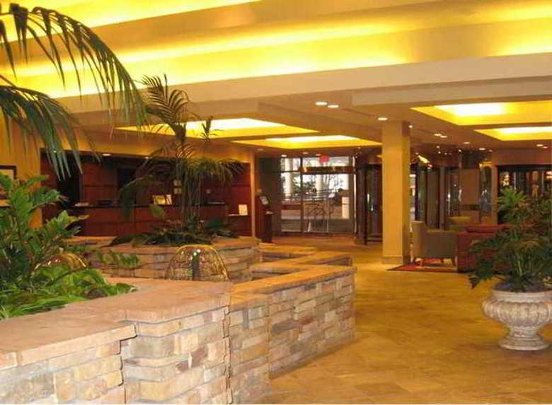 Hotel Embassy Suites Winston - Salem