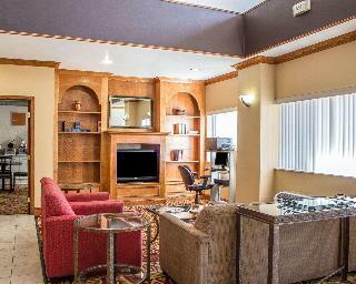 Hotel Comfort Suites At Metro Center