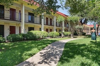 Hotel Quality Inn And Suites Addison