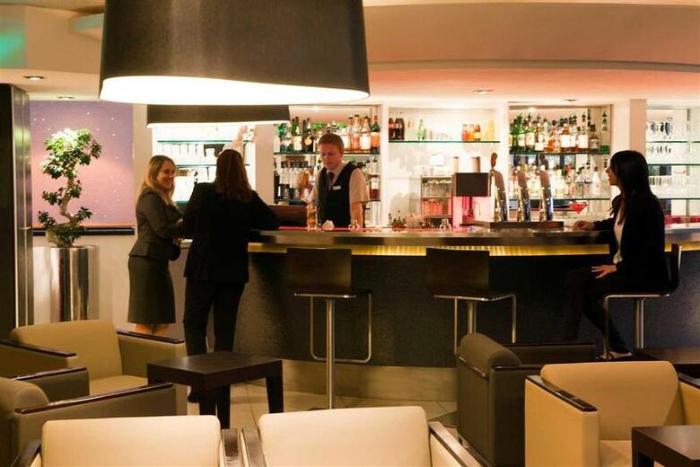 Hotel Novotel Paris La Defense
