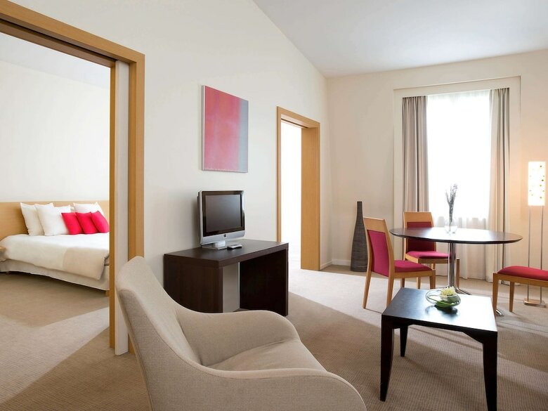 Hotel Novotel Paris La Defense