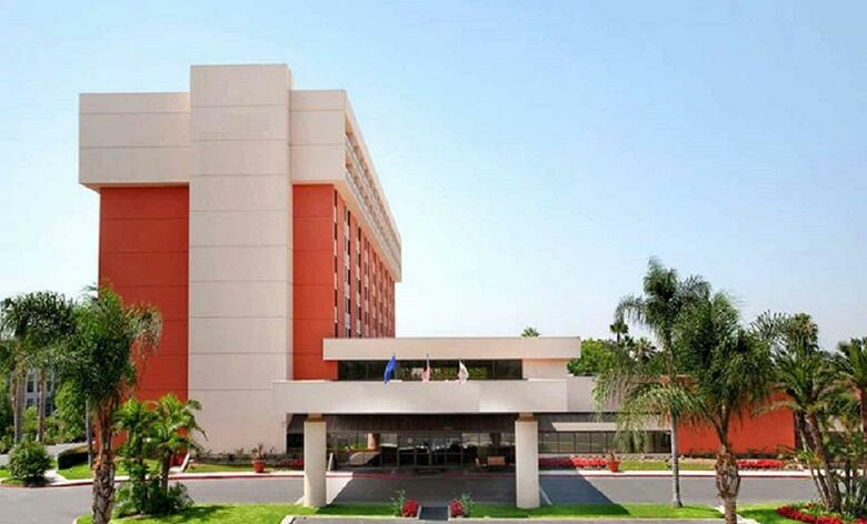 Hotel Hilton Ontario Airport
