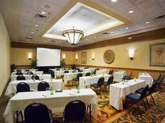 Hotel Embassy Suites Cleveland - Beachwood