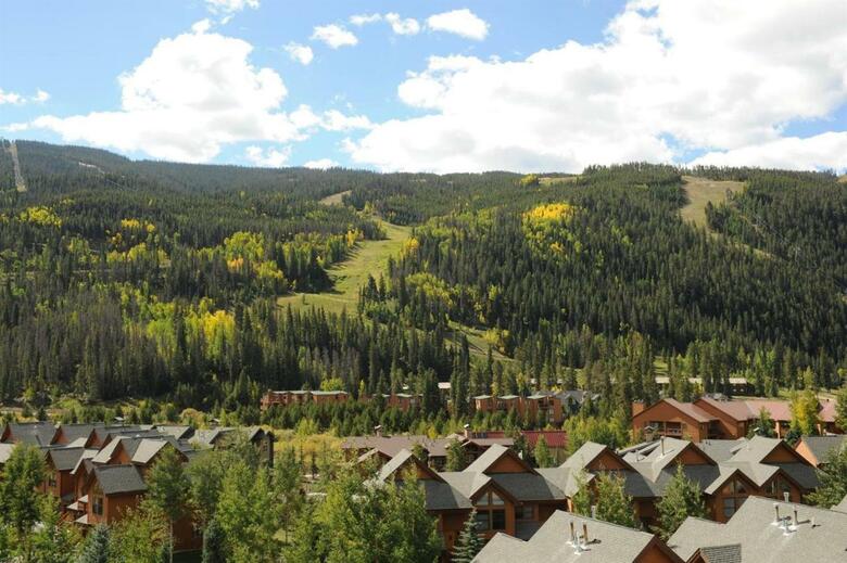 Hotel Gateway Mountain Lodge