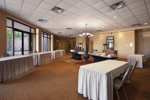 Hotel Embassy Suites Phoenix - Scottsdale
