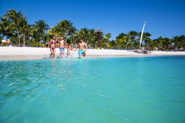 Barcelo Maya Beach Hotel