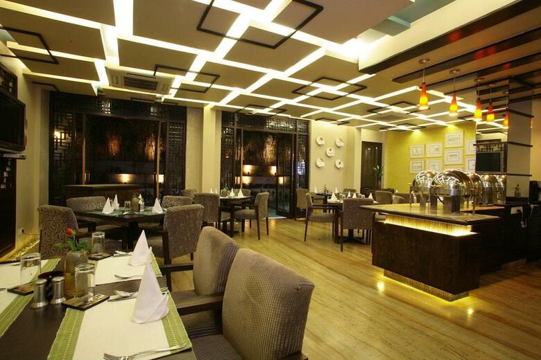 Hotel Justa The Residence Gurgaon