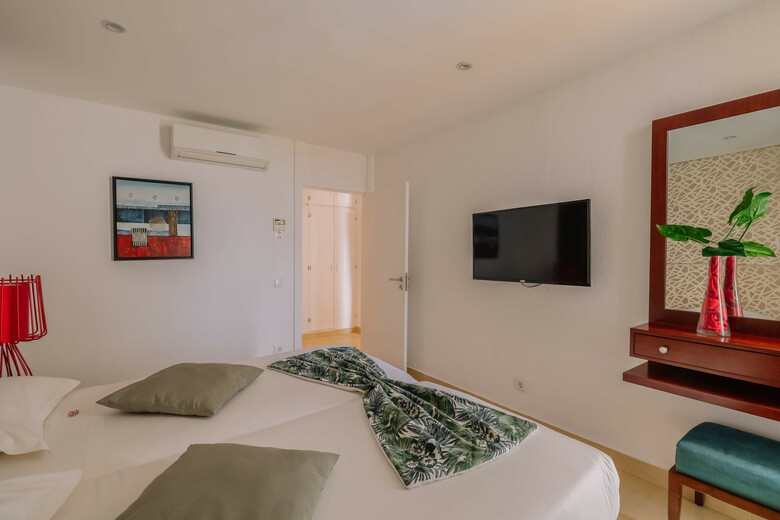 Hotel Muthu Clube Praia Da Oura