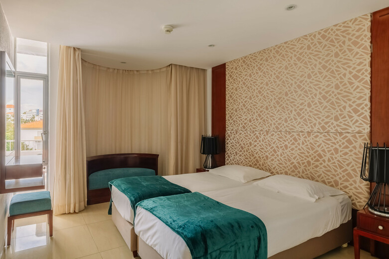 Hotel Muthu Clube Praia Da Oura