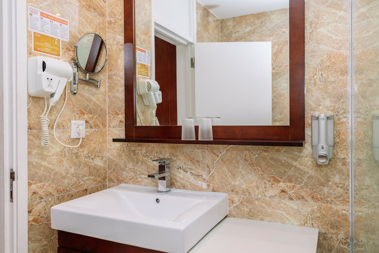Hotel Muthu Clube Praia Da Oura