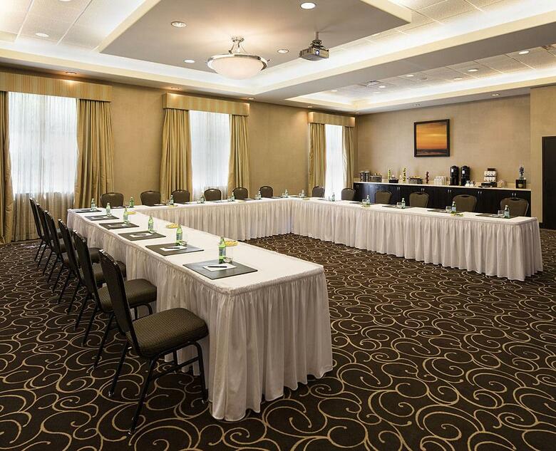 Hotel Delta Guelph