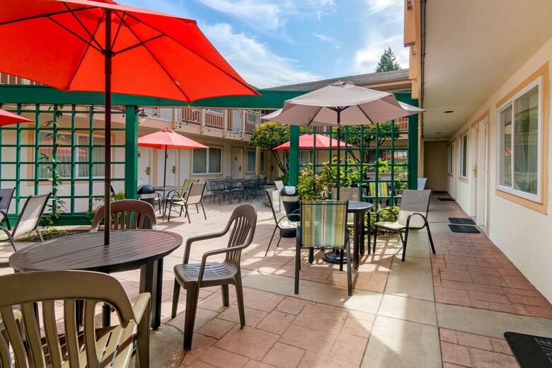 Hotel Comfort Inn & Suites N. Vancouver