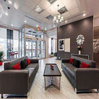 Hotel Quality Suites Montreal Aeroport